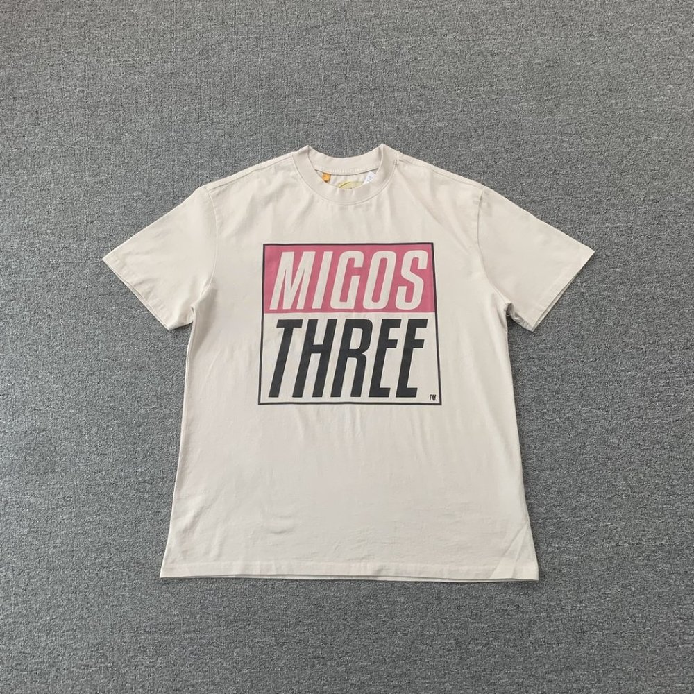 Gallery Cream Short Sleeve Skull Lettering T-Shirt